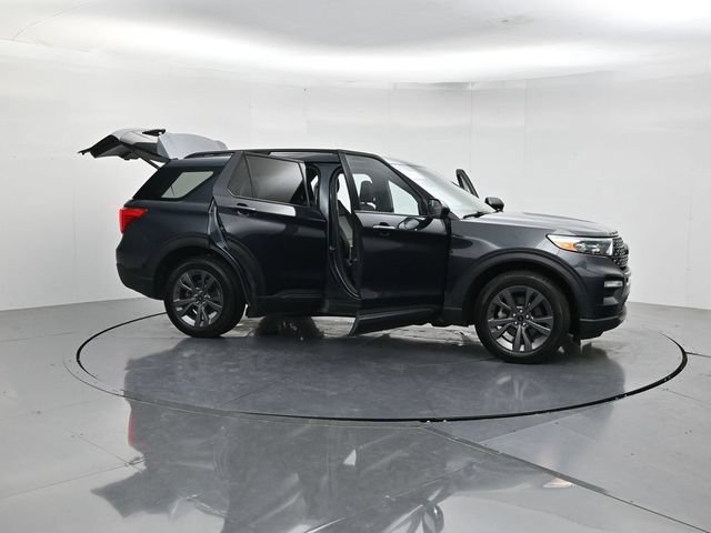 Certified 2024 Ford Explorer XLT w/ Equipment Group 202A AWD/4WD image 55