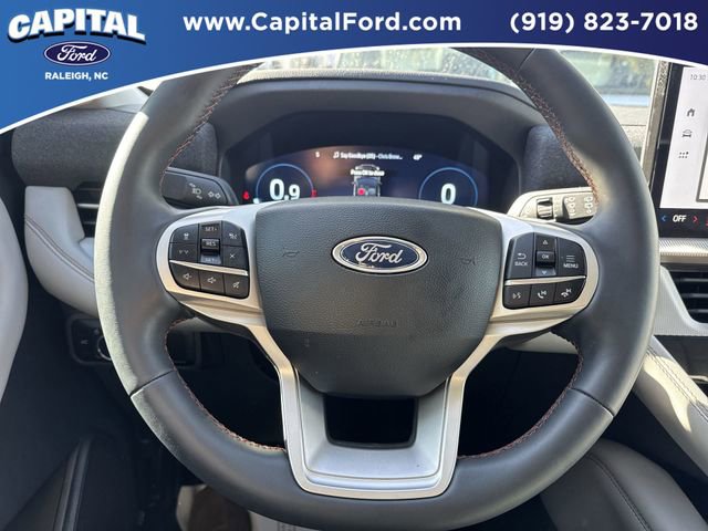 Certified 2025 Ford Explorer Active w/ Active Comfort Package image 34