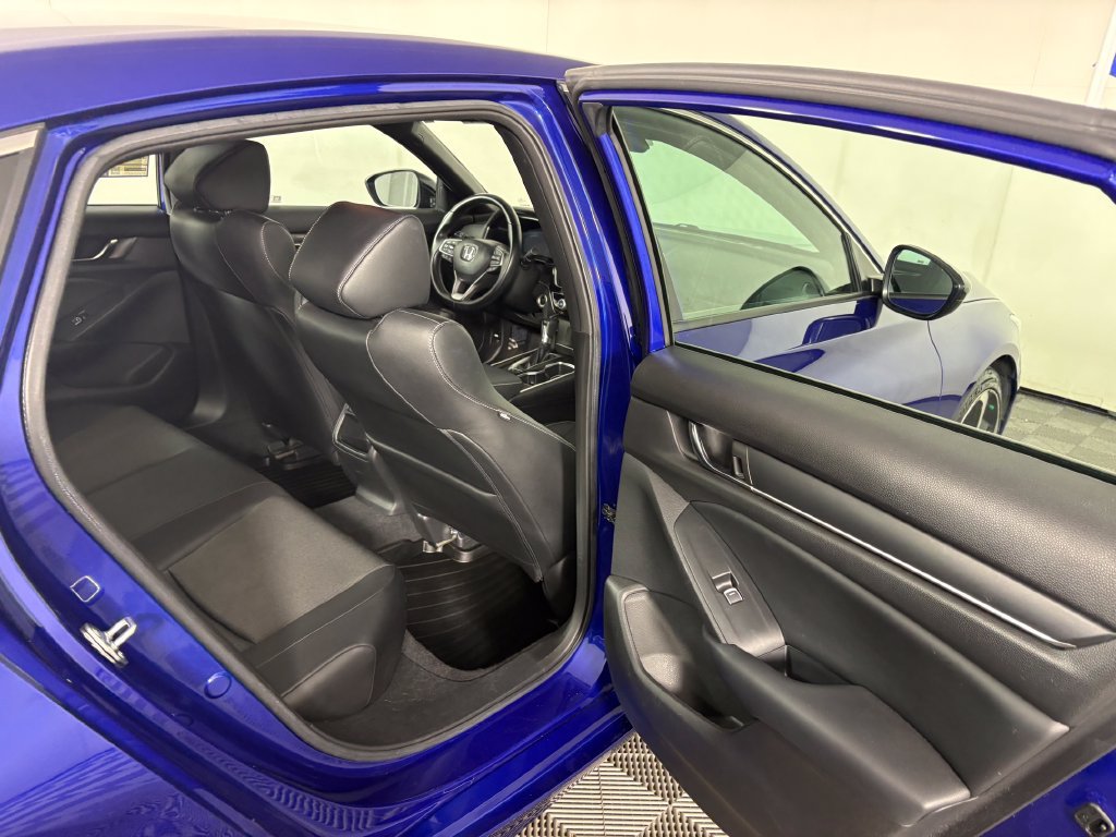 Used 2022 Honda Accord Sport image 31