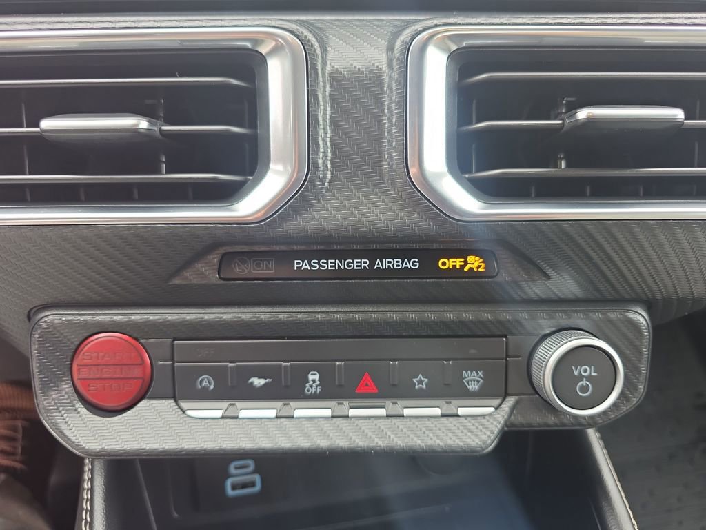 Certified 2025 Ford Mustang GT Premium image 32