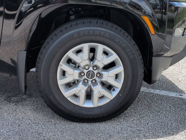 Used 2023 Nissan Frontier SV w/ SV Convenience Package RWD image 11