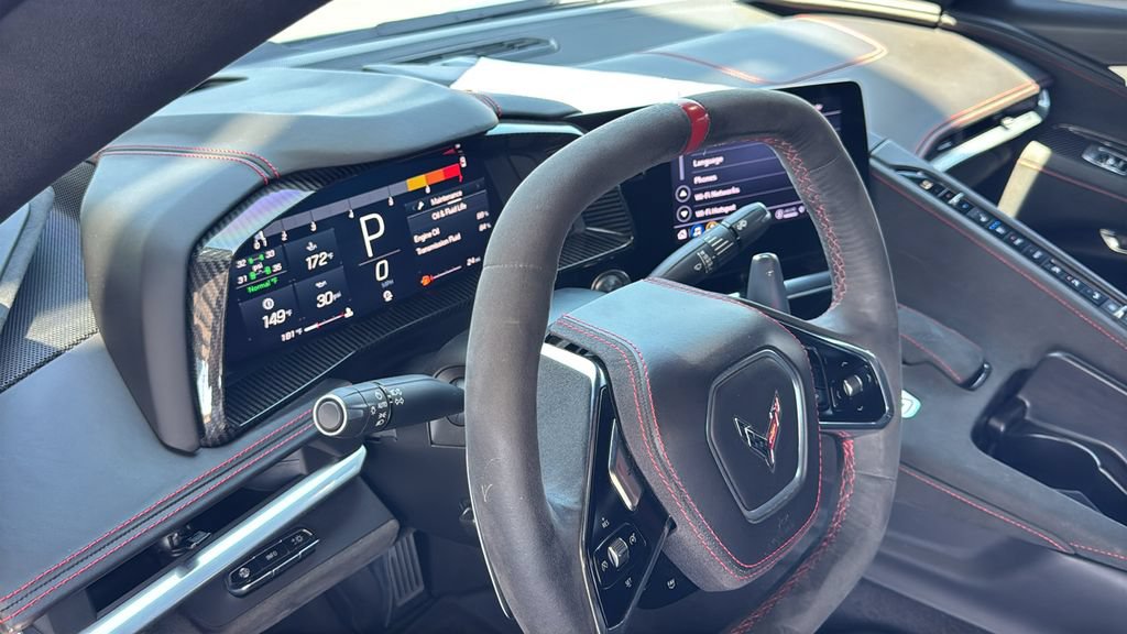 Used 2022 Chevrolet Corvette Stingray Premium Cpe w/ Z51 Performance Package RWD image 21