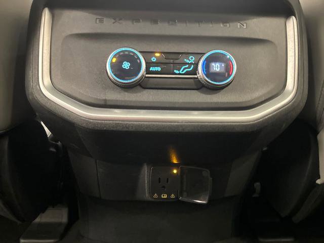 Certified 2025 Ford Expedition Active RWD image 33