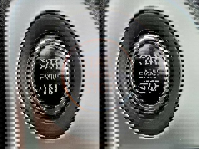 Used 2021 Nissan Sentra SV image 22