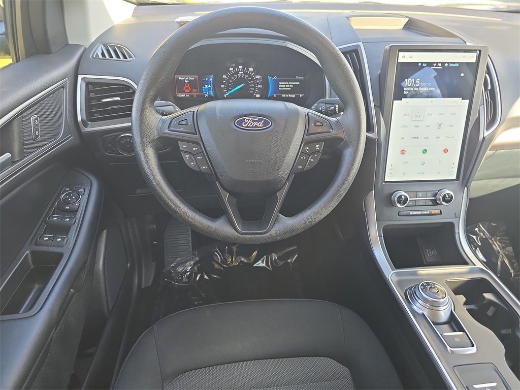 Certified 2022 Ford Edge SE w/ Black Appearance Package image 11