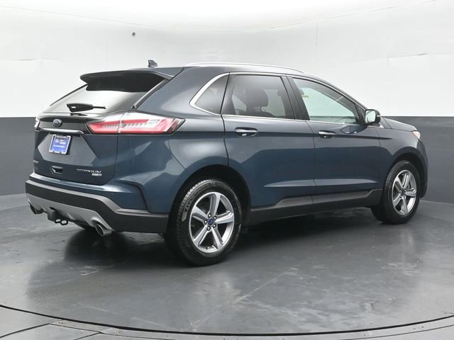 Certified 2019 Ford Edge Titanium w/ Cold Weather Package AWD/4WD image 7