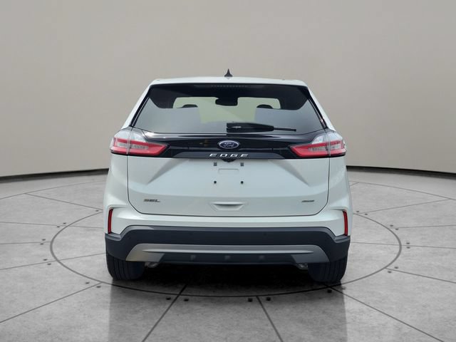Certified 2023 Ford Edge SEL w/ Convenience Package AWD/4WD image 11