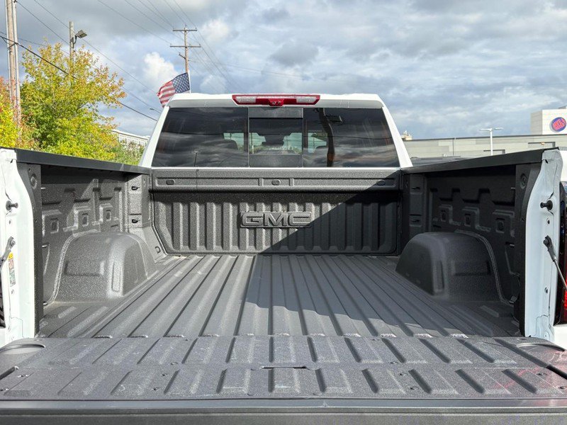 Used 2026 GMC Sierra 1500 AT4 w/ AT4 Premium Package AWD/4WD image 8
