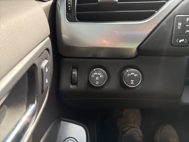 Used 2020 Chevrolet Tahoe LT image 32
