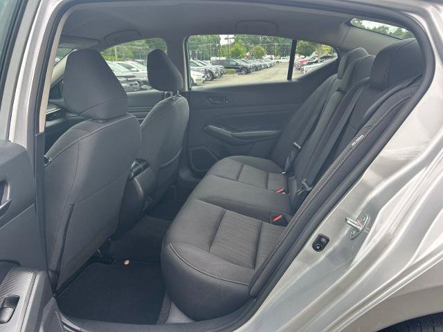 Used 2024 Nissan Altima 2.5 SV FWD image 7