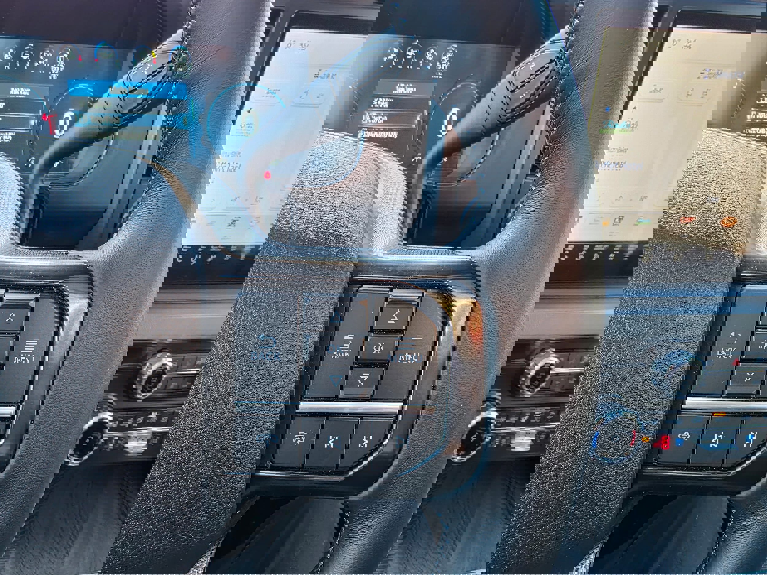 Certified 2025 Ford F250 Platinum image 15