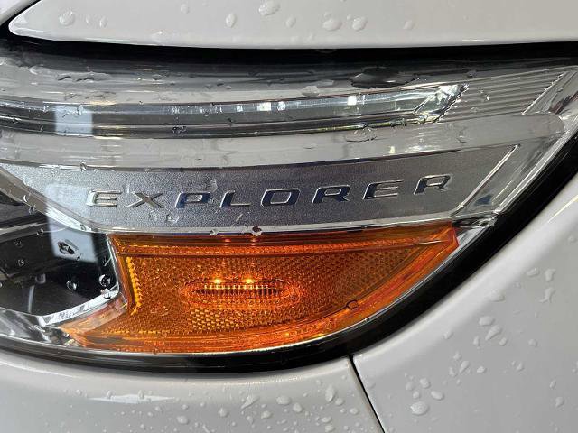 Certified 2021 Ford Explorer Limited w/ Equipment Group 301A image 31
