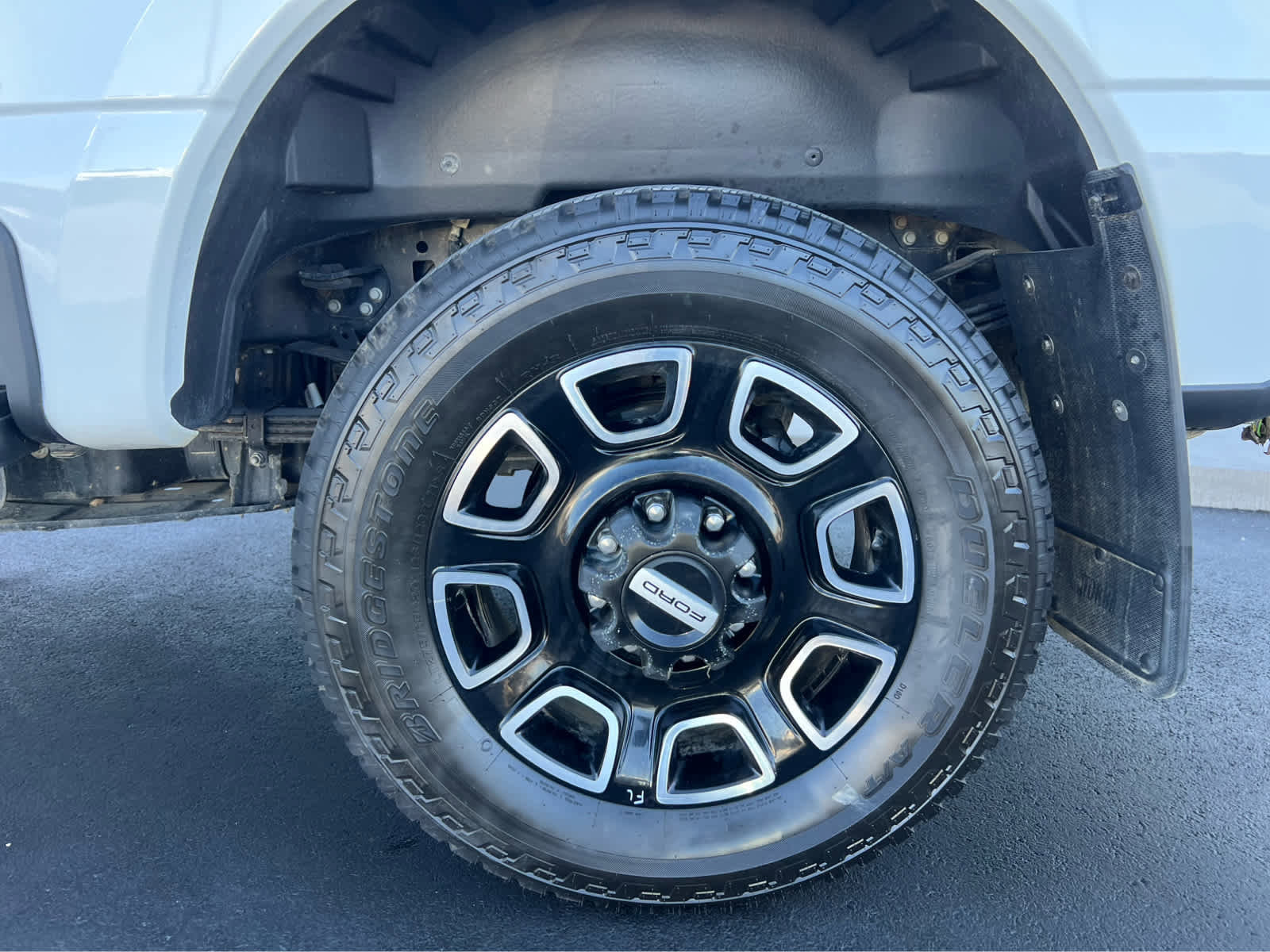 Certified 2025 Ford F350 Platinum image 14