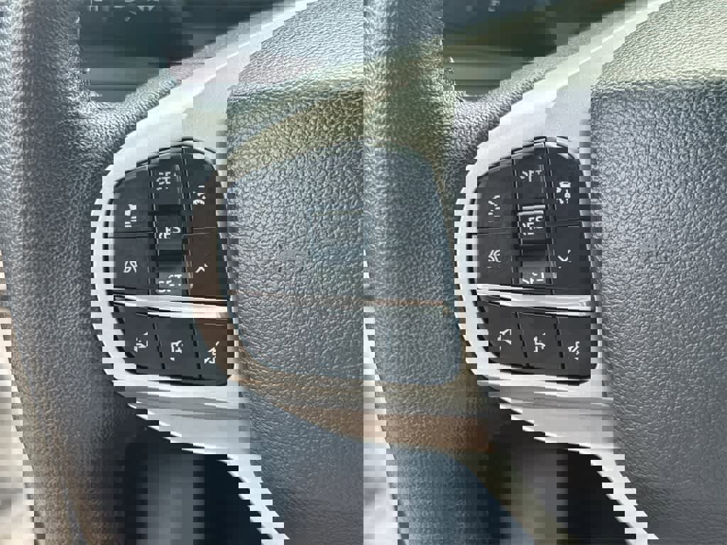 Certified 2022 Ford Explorer Limited w/ Hybrid Equipment Group 310A image 25