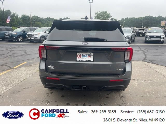 Certified 2025 Ford Explorer ST-Line w/ Premium Package AWD/4WD image 4