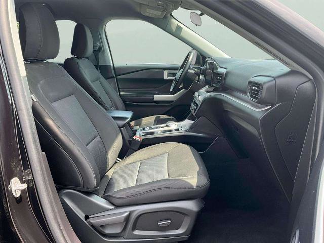 Certified 2022 Ford Explorer XLT w/ Class IV Trailer Tow Package image 28