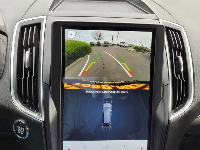 Certified 2024 Ford Edge Titanium image 18