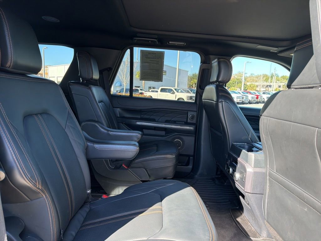 Certified 2022 Ford Expedition Platinum image 31
