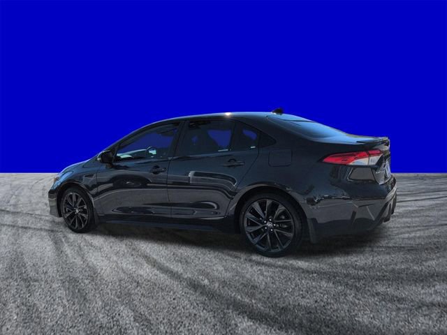 Used 2023 Toyota Corolla SE w/ SE Premium Package image 3