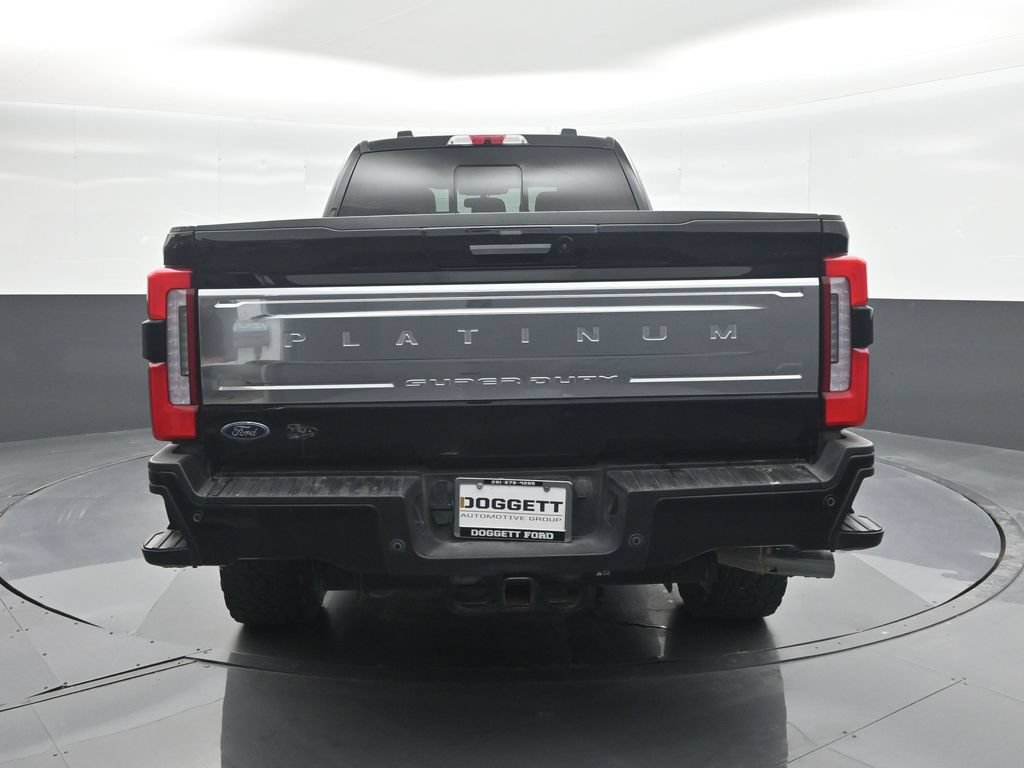 Certified 2024 Ford F350 Platinum w/ FX4 Off-Road Package AWD/4WD image 17