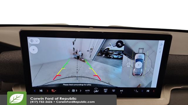 Certified 2025 Ford Explorer ST-Line w/ ST-Line Street Pack image 22