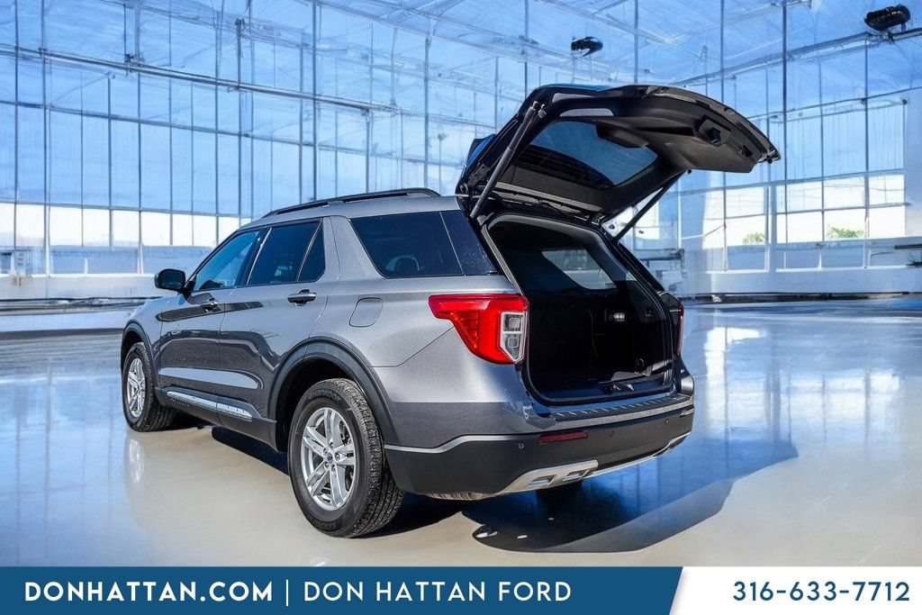 Certified 2022 Ford Explorer XLT w/ Equipment Group 202A AWD/4WD image 33