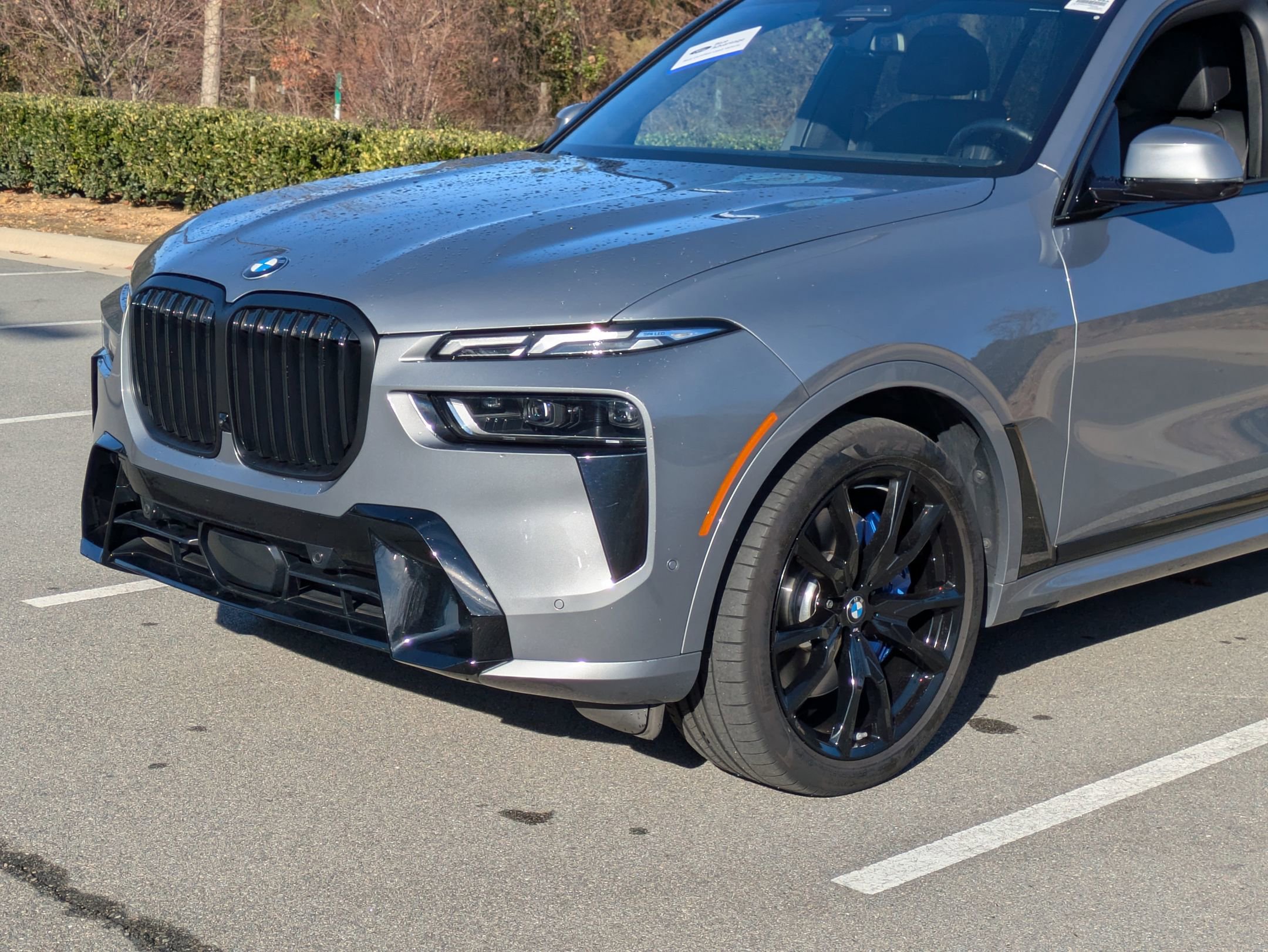 Used 2023 BMW X7 xDrive40i w/ M Sport Package image 10