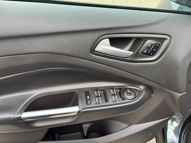 Certified 2019 Ford Escape Titanium AWD/4WD image 14