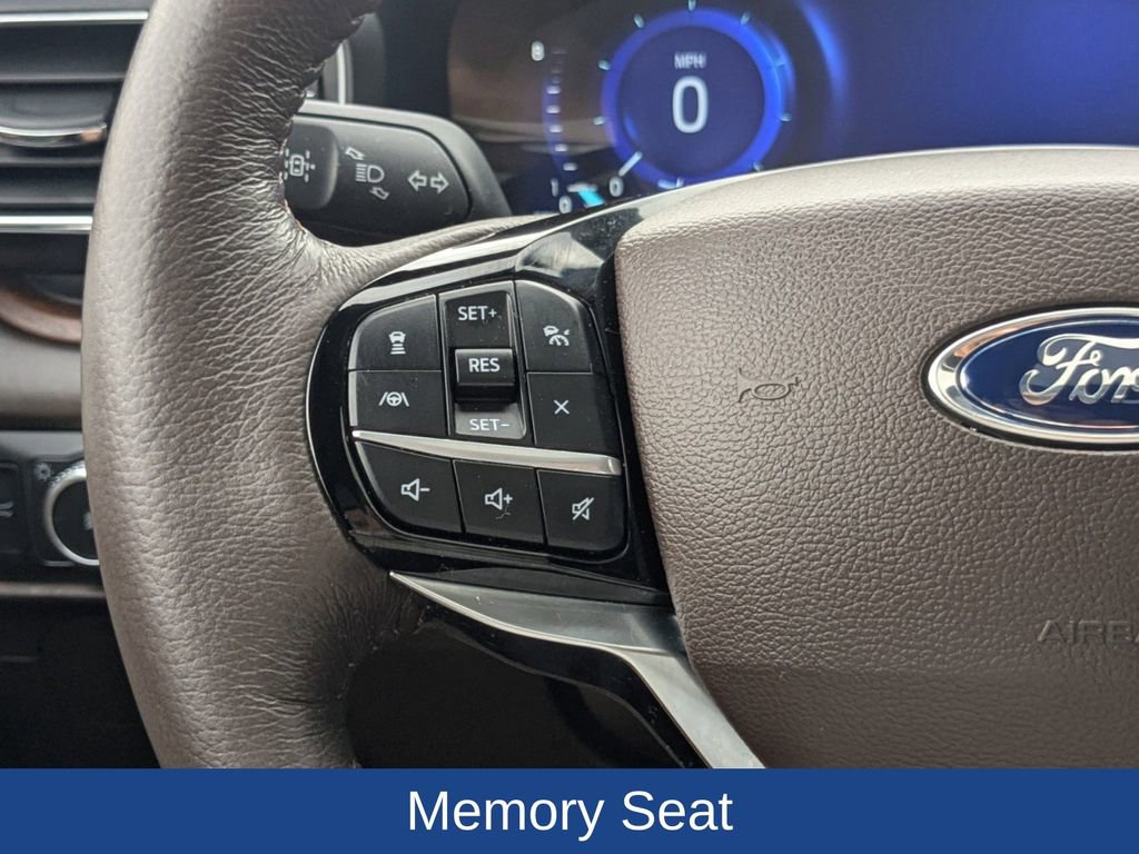 Certified 2022 Ford Explorer King Ranch w/ Premium Technology Package image 29