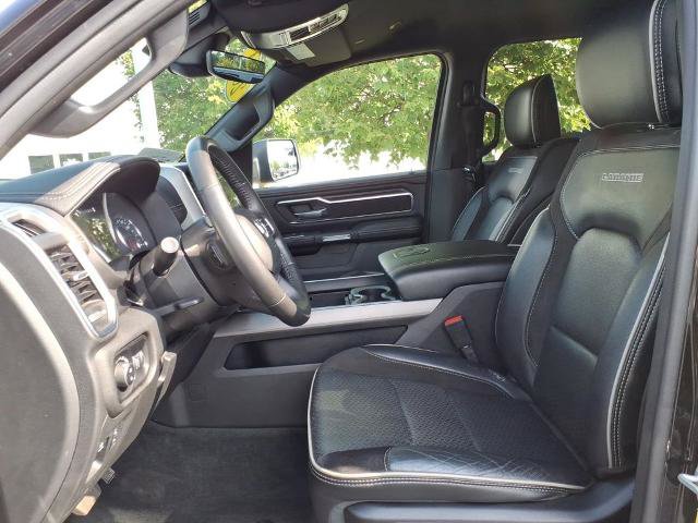 Used 2024 RAM 1500 Laramie AWD/4WD image 16