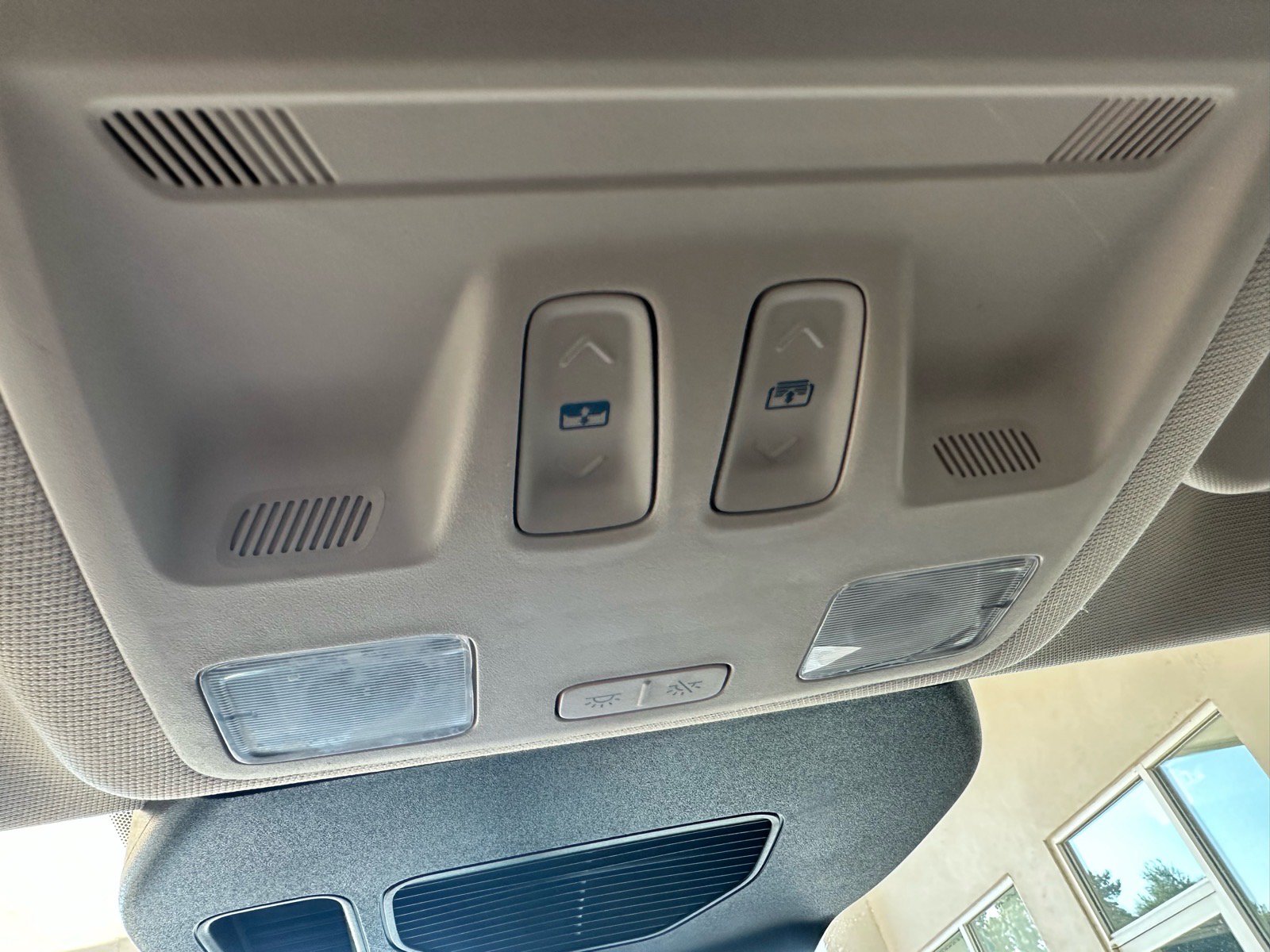 Certified 2020 Ford Escape SEL FWD image 39