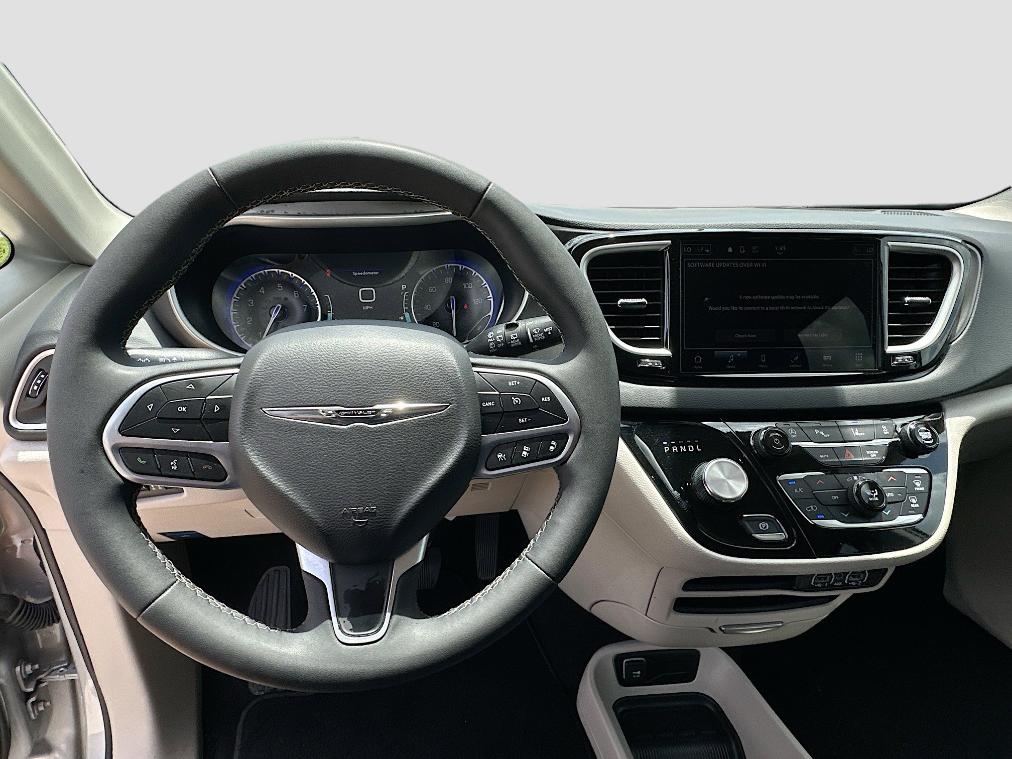 Used 2024 Chrysler Pacifica Touring-L FWD image 11