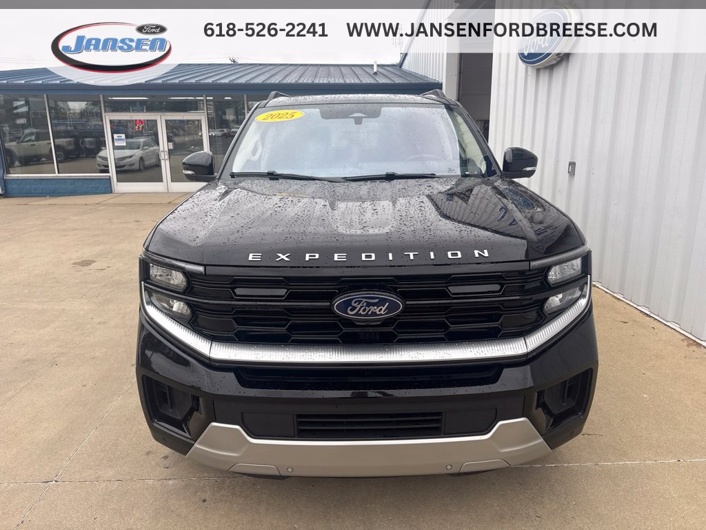 Certified 2025 Ford Expedition Platinum AWD/4WD image 2