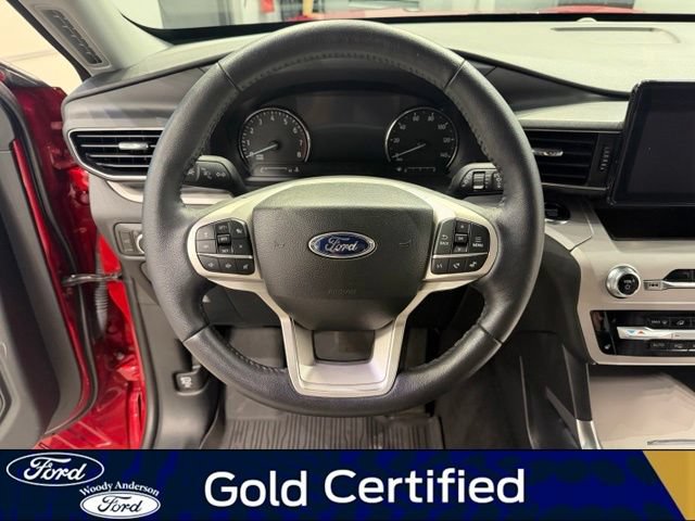 Certified 2024 Ford Explorer XLT w/ Equipment Group 202A AWD/4WD image 10