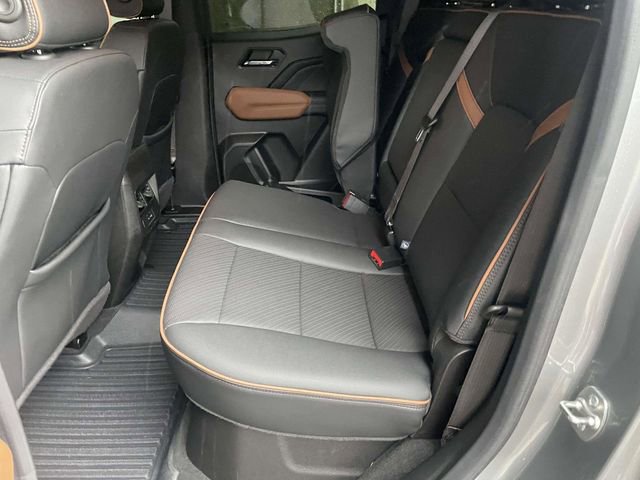 Used 2024 GMC Canyon AT4 w/ AT4 Premium Package AWD/4WD image 12