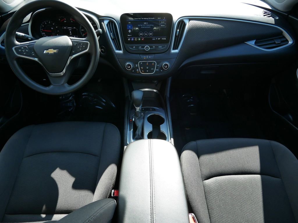Used 2024 Chevrolet Malibu LT image 13