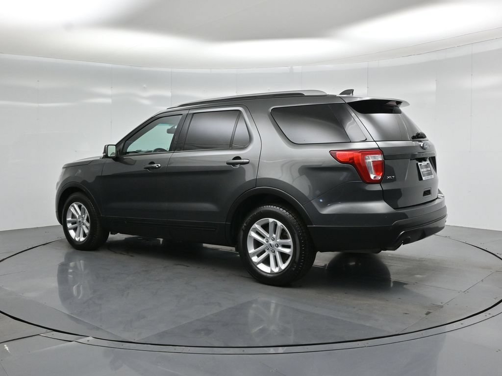 Certified 2017 Ford Explorer XLT w/ Equipment Group 202A FWD image 6