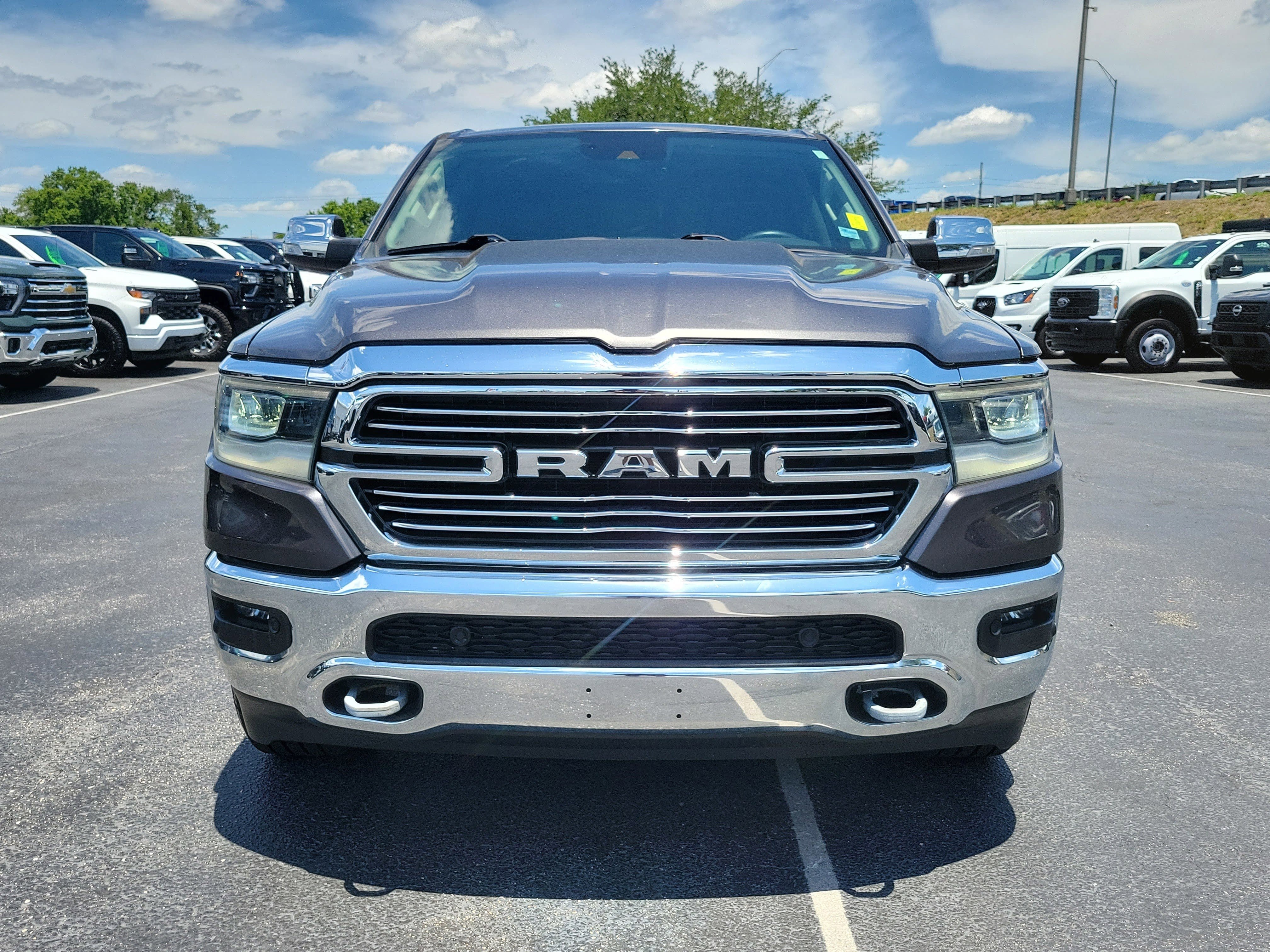 Used 2022 RAM 1500 Laramie AWD/4WD image 2