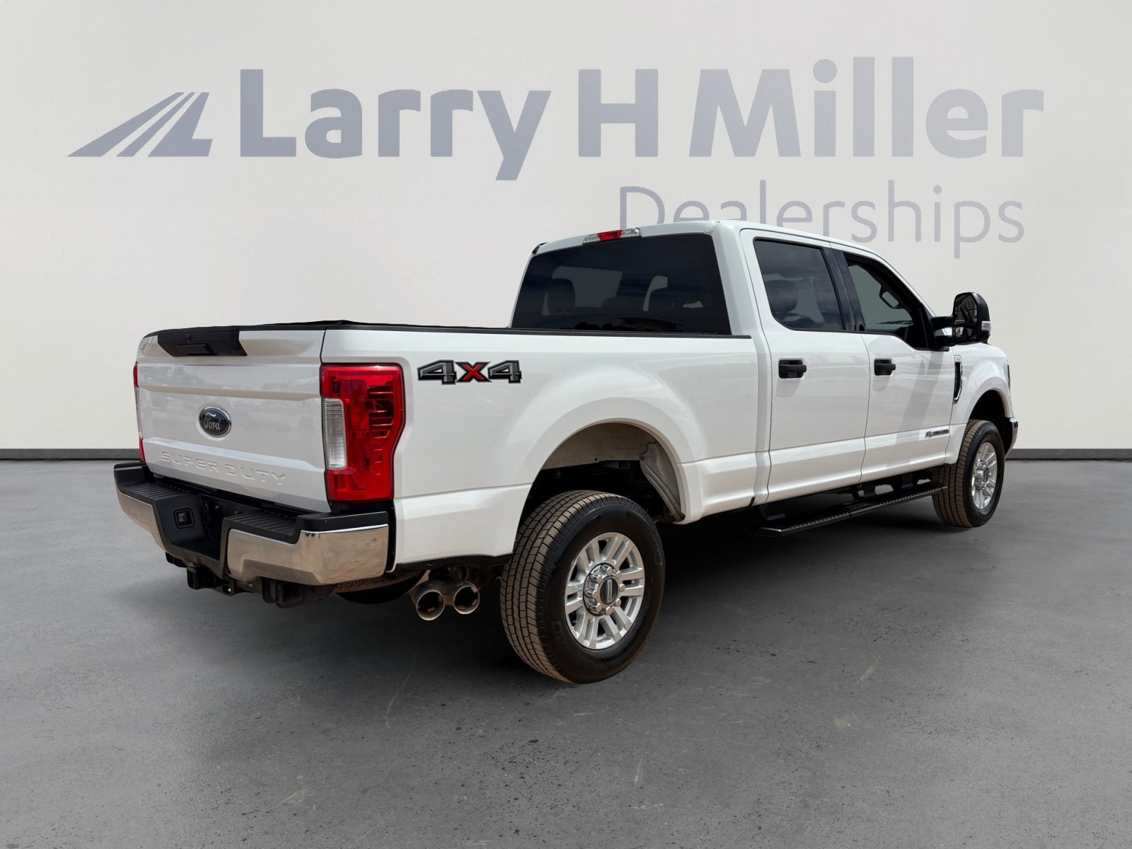 Certified 2019 Ford F250 XLT AWD/4WD image 5