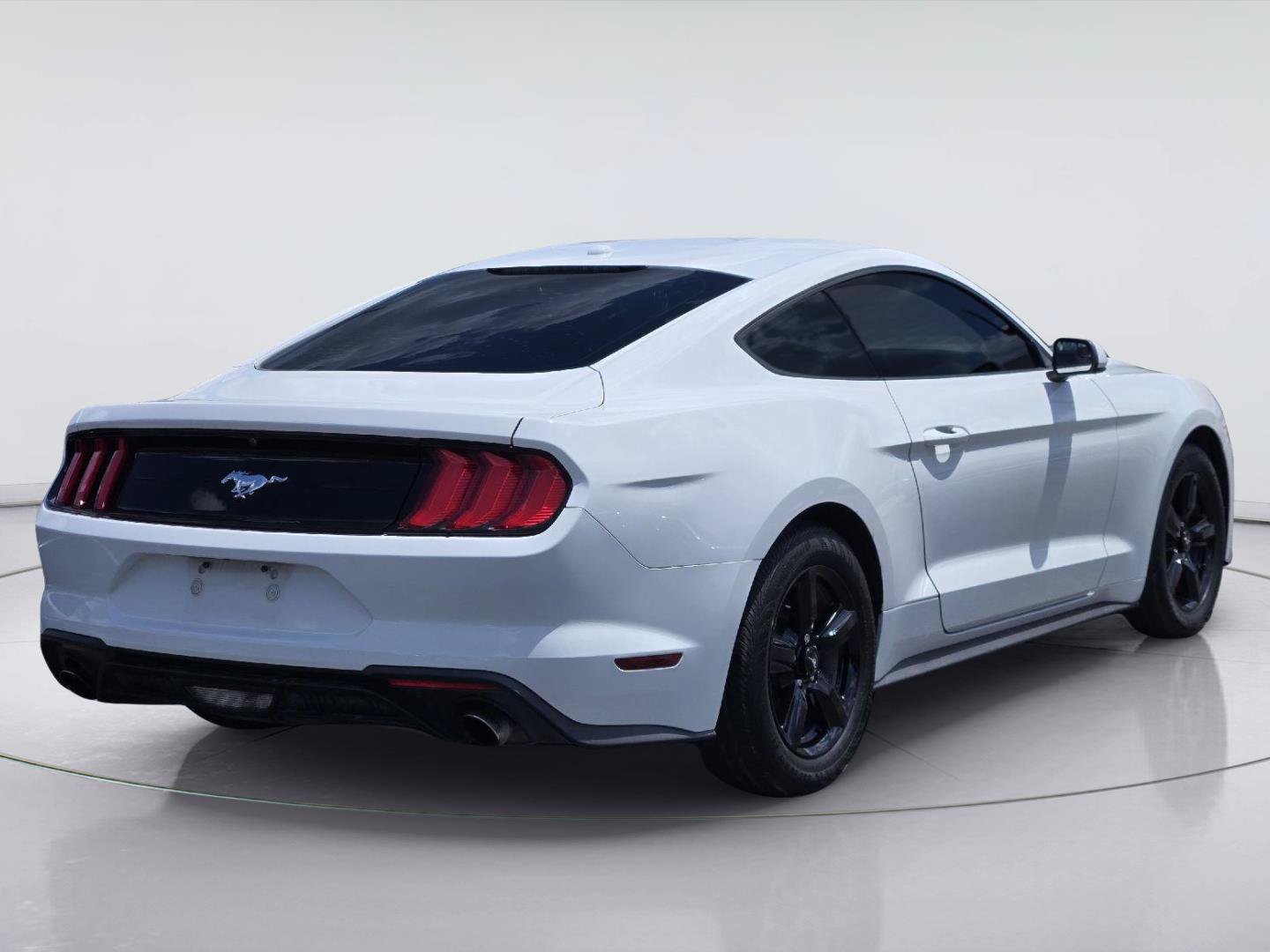 Certified 2019 Ford Mustang Coupe RWD image 8