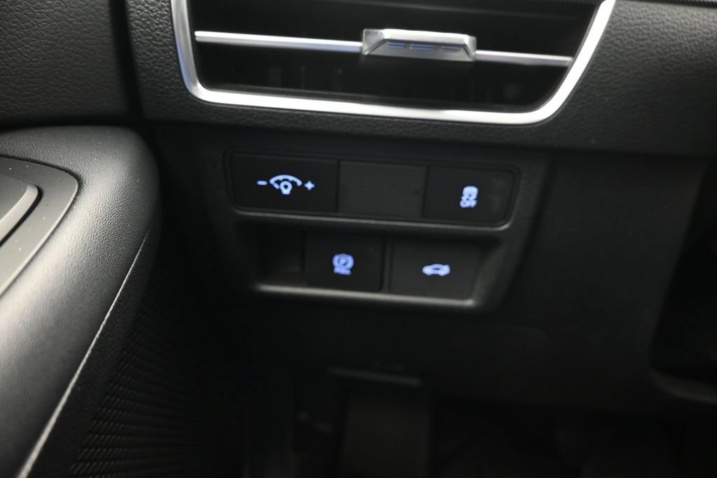 Used 2025 Hyundai Sonata SEL FWD image 27