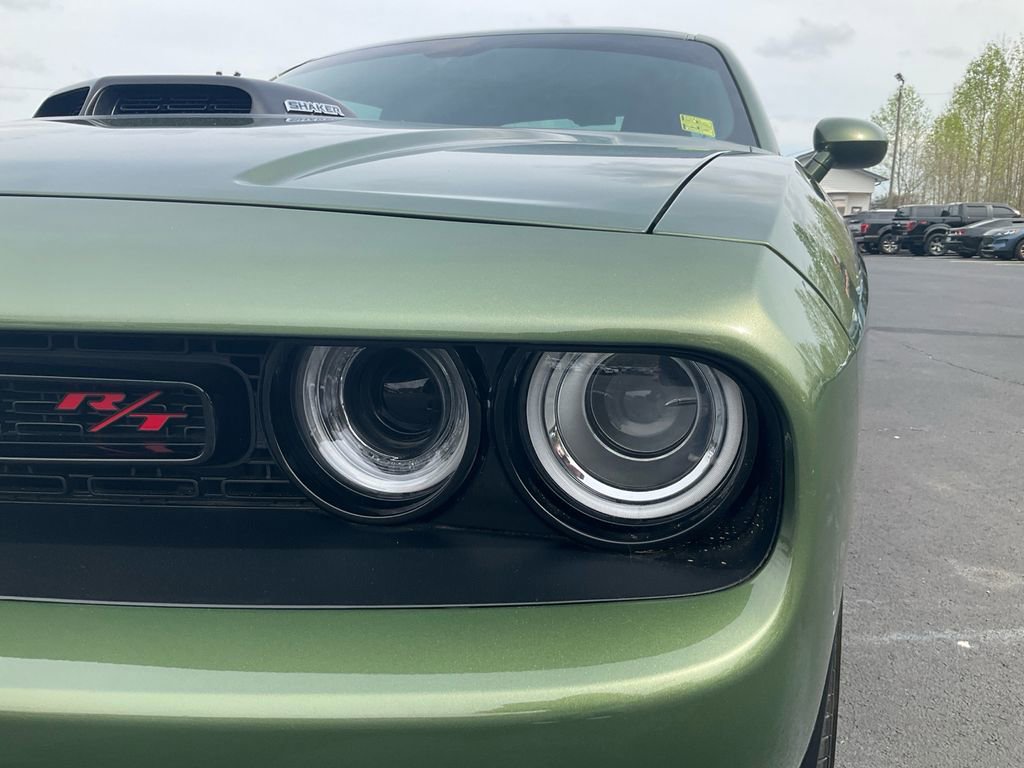 Used 2022 Dodge Challenger R/T w/ Shaker Package RWD image 9