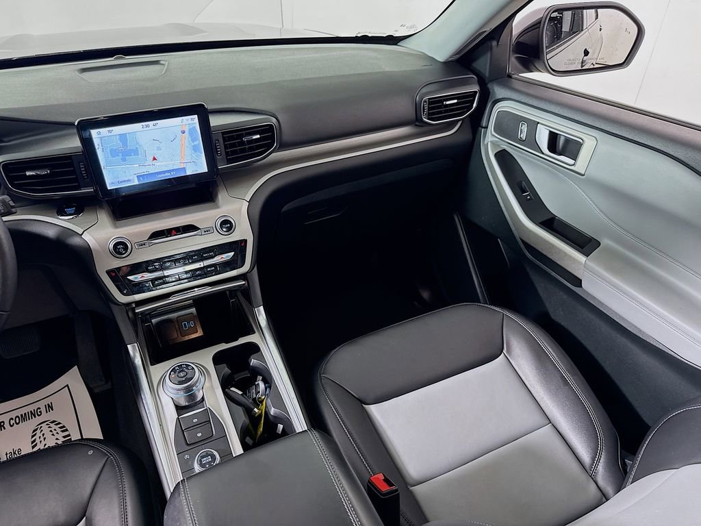 Certified 2023 Ford Explorer XLT w/ Equipment Group 202A image 24