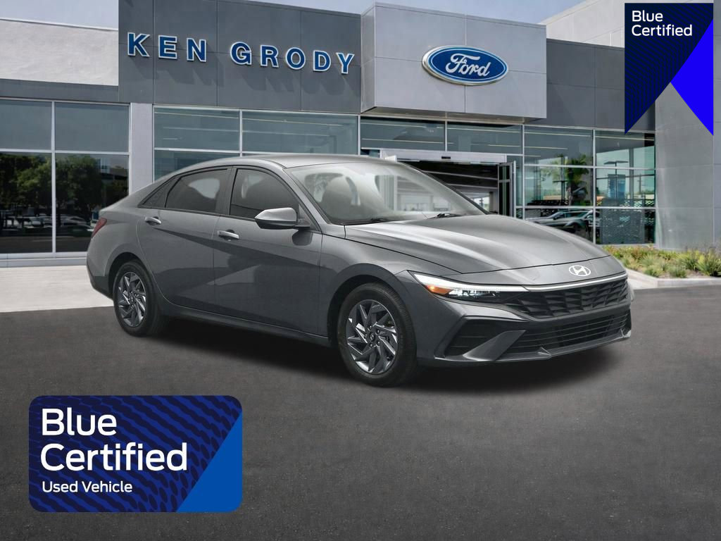 Used 2024 Hyundai Elantra SEL video 1