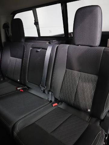Used 2019 Nissan Titan SV AWD/4WD image 13