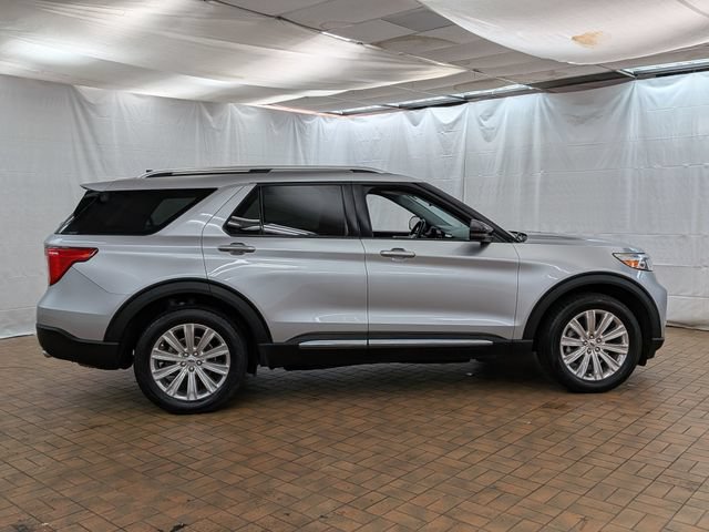 Certified 2022 Ford Explorer Limited w/ Equipment Group 301A AWD/4WD image 8