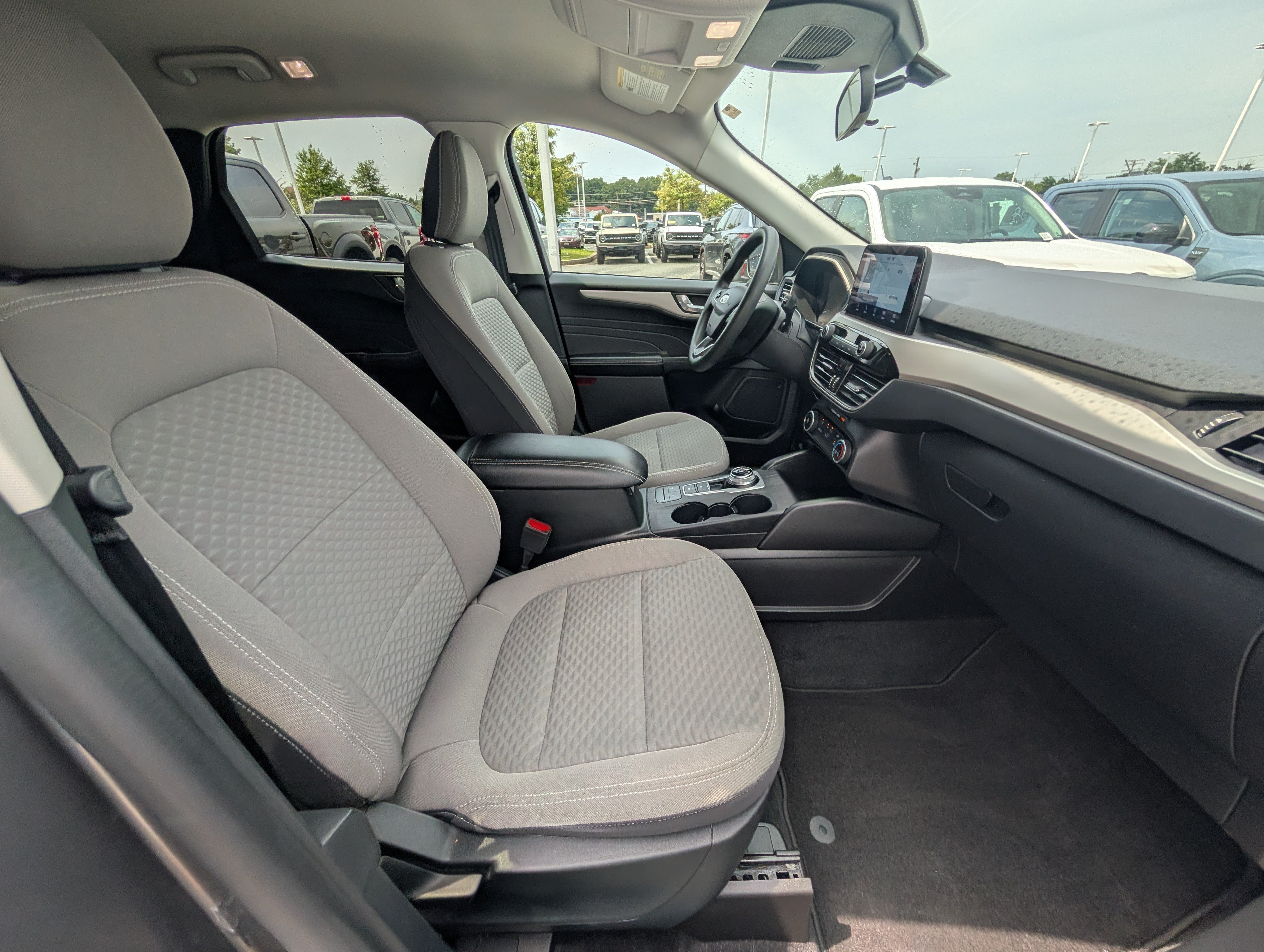 Certified 2021 Ford Escape SE w/ SE Sport Appearance Package AWD/4WD image 10