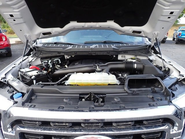 Certified 2022 Ford F150 XLT w/ Equipment Group 302A High image 16