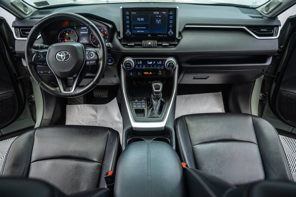 Used 2019 Toyota RAV4 XLE Premium w/ Cold Weather Package AWD/4WD image 21