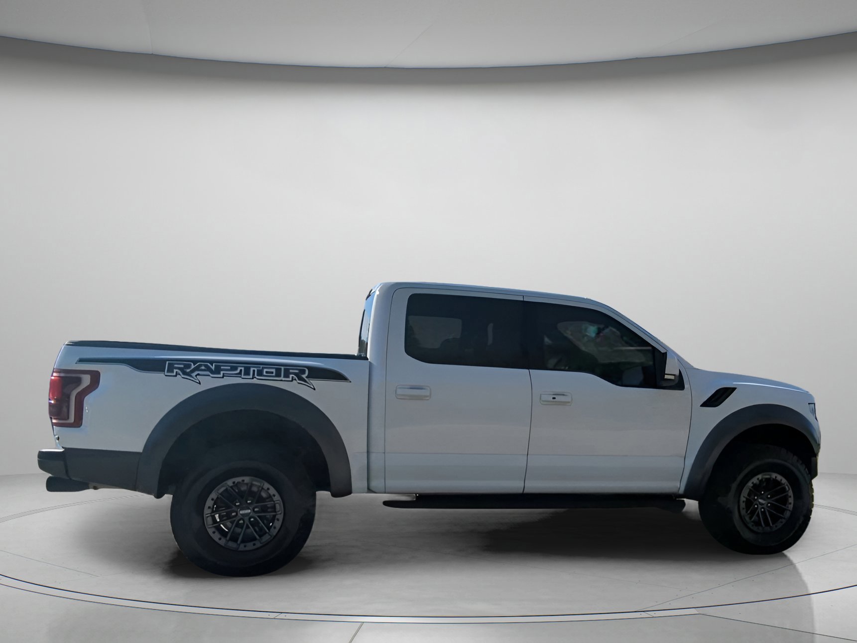 Certified 2019 Ford F150 Raptor w/ Equipment Group 802A Luxury image 23
